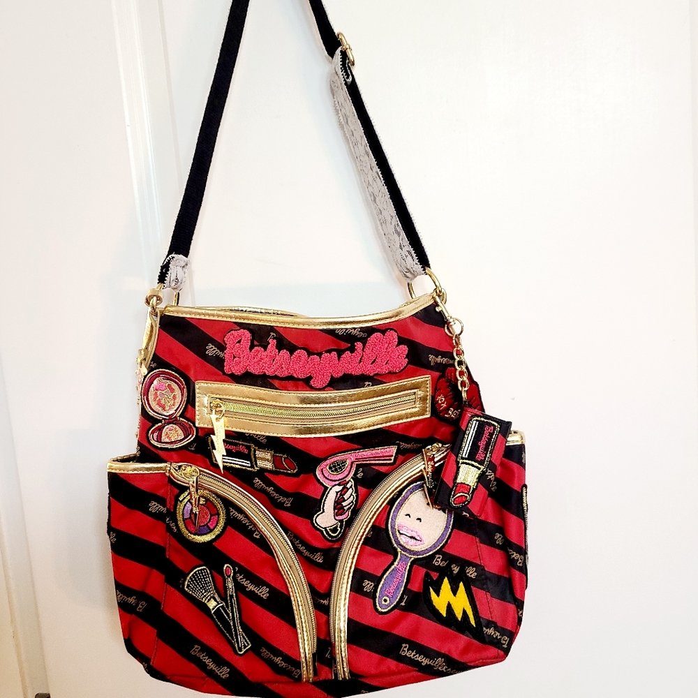 NWOT Betsey Johnson Betseyville Glamour Girl Purse
